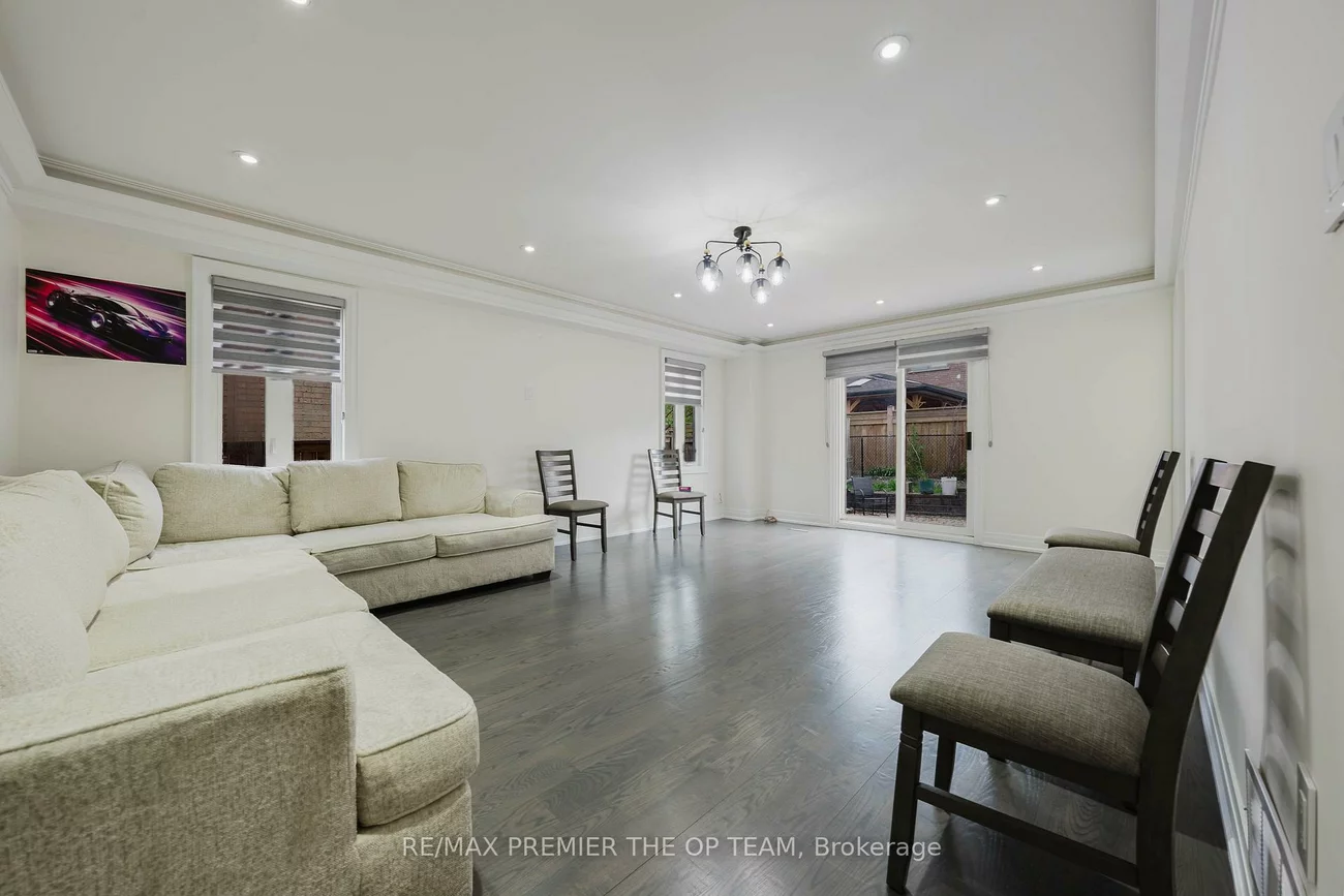 99, Benjamin, East Woodbridge, Vaughan