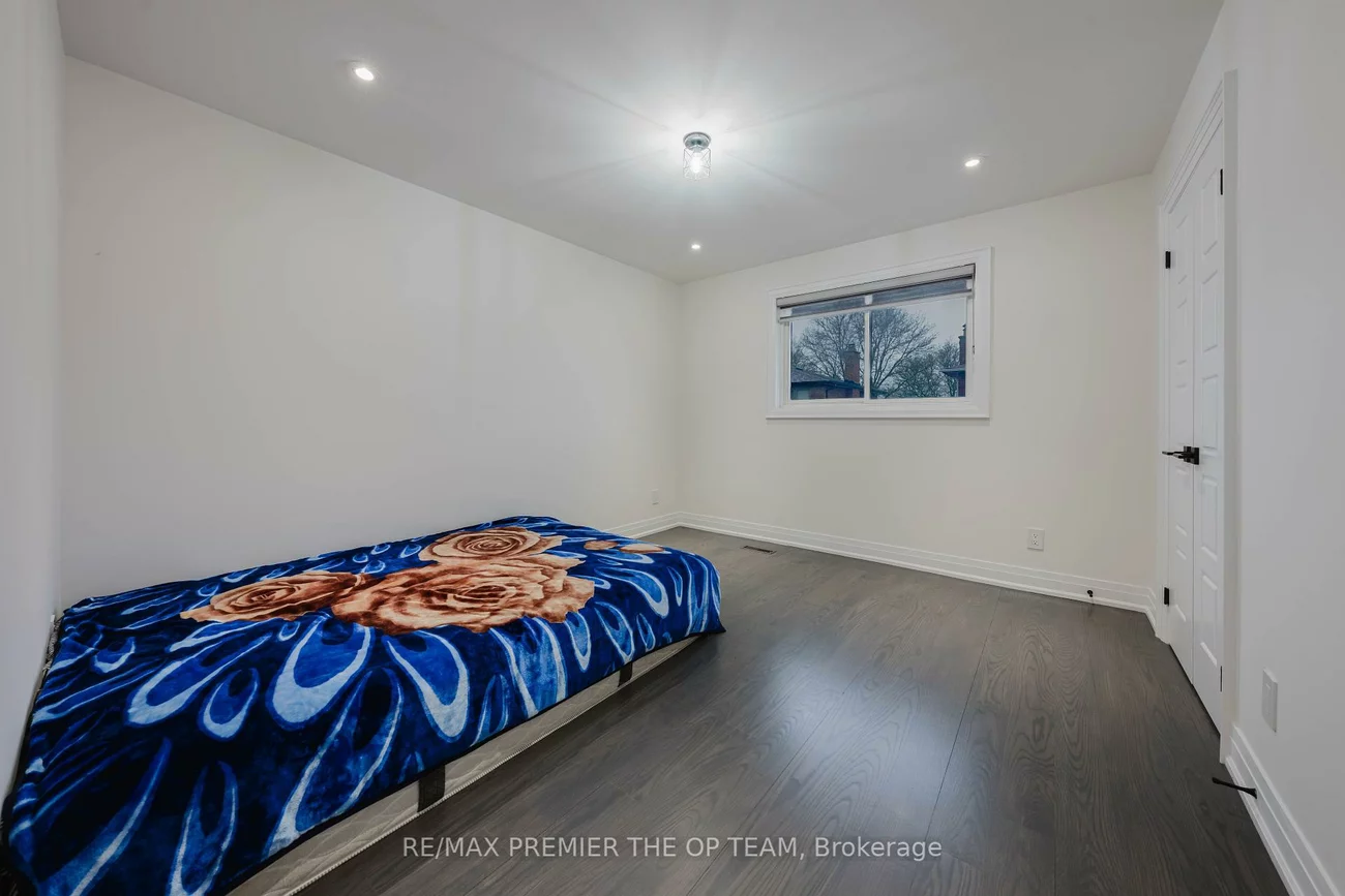 99, Benjamin, East Woodbridge, Vaughan