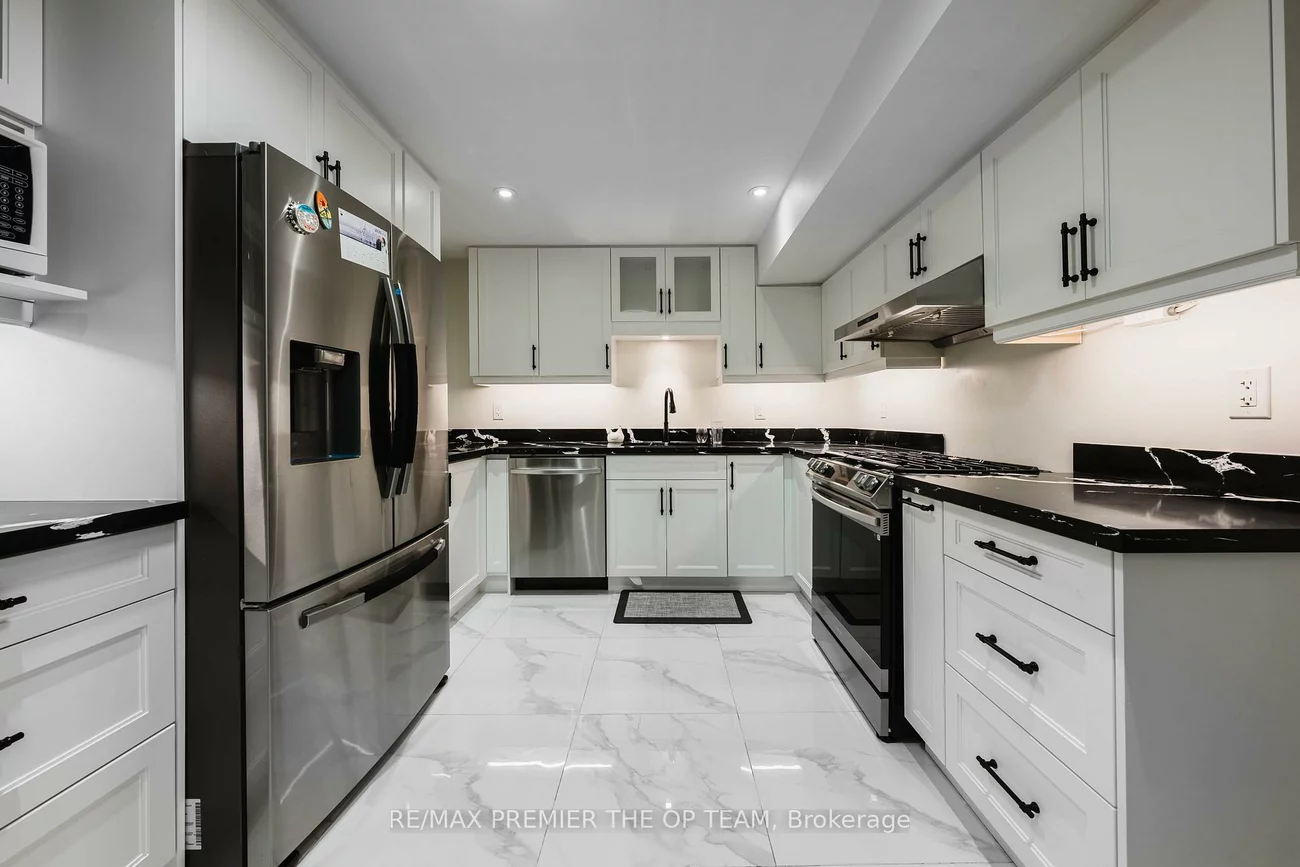 99, Benjamin, East Woodbridge, Vaughan