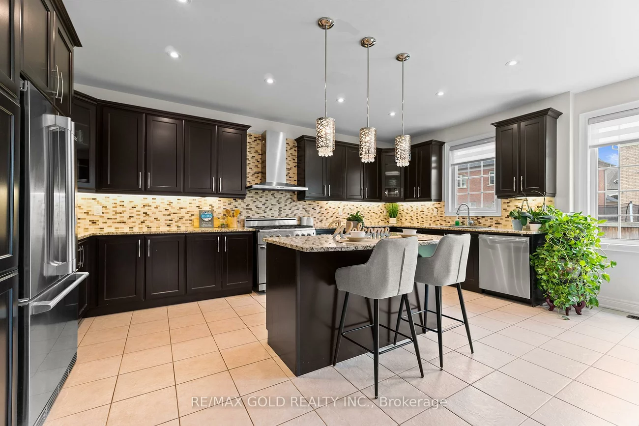 24, Finland, Kleinburg, Vaughan