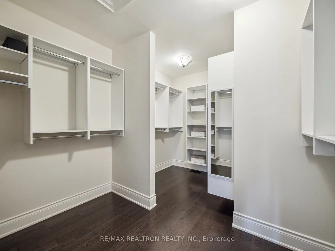 141, Annsleywood, Kleinburg, Vaughan