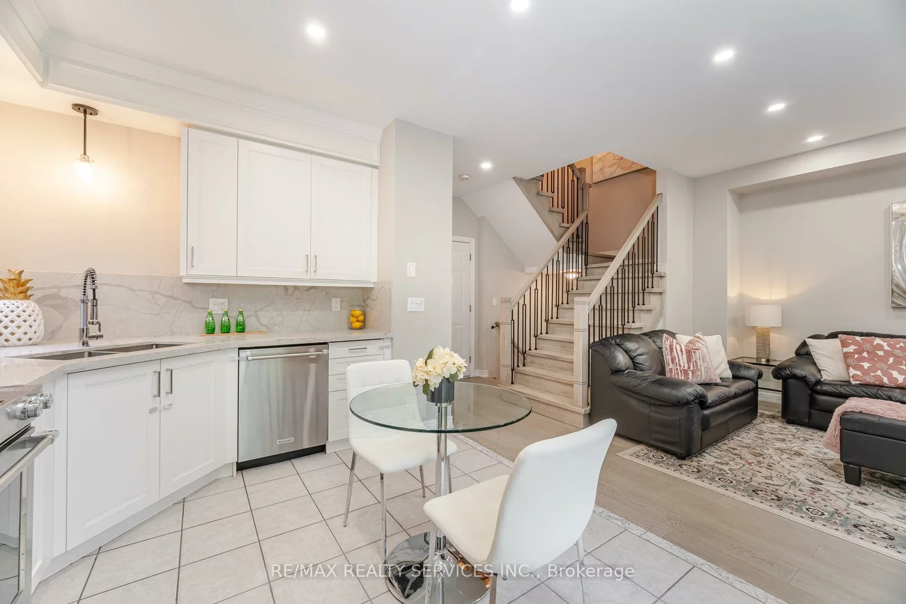 146, Moraine, Vellore Village, Vaughan