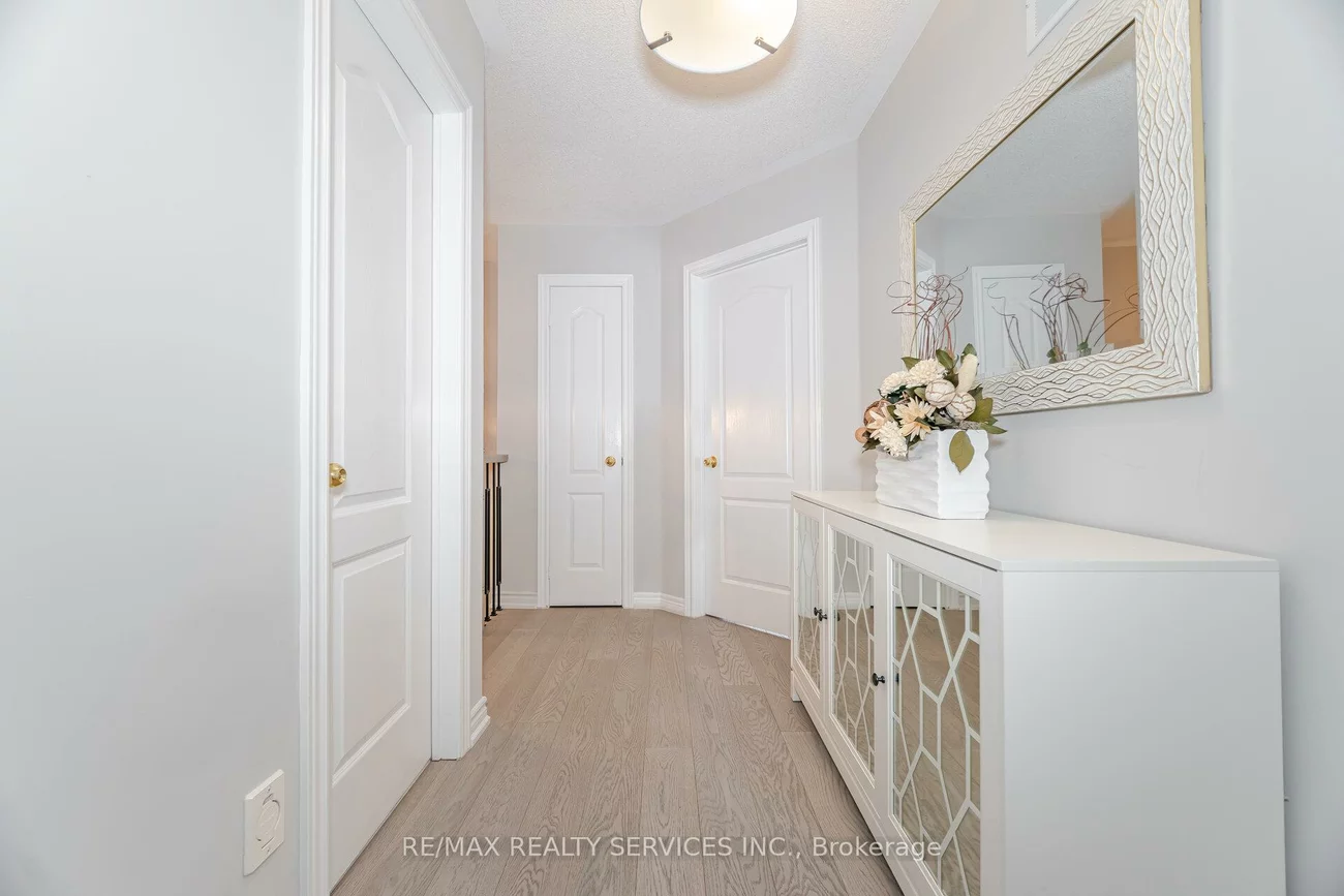 146, Moraine, Vellore Village, Vaughan