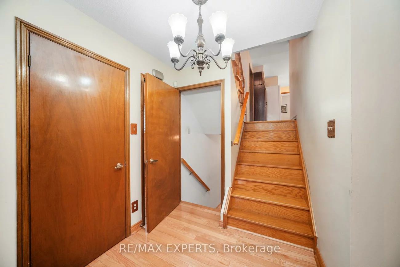 9, Richbell, Brownridge, Vaughan