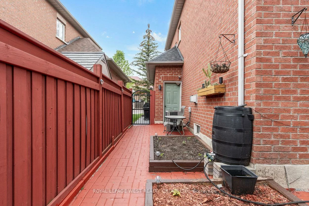 67, Tremblay, Vellore Village, Vaughan