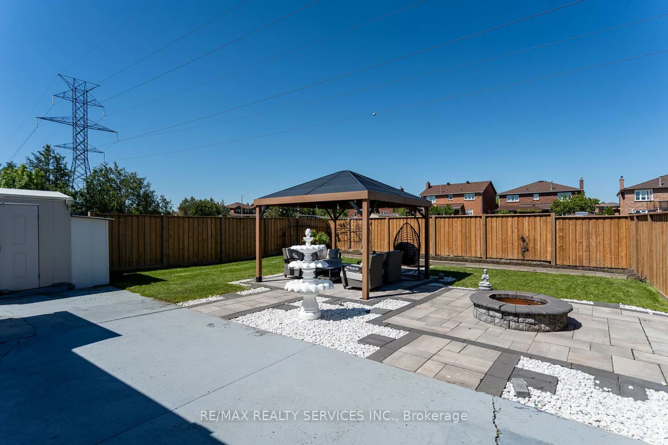 10, Gold Finch, West Woodbridge, Vaughan