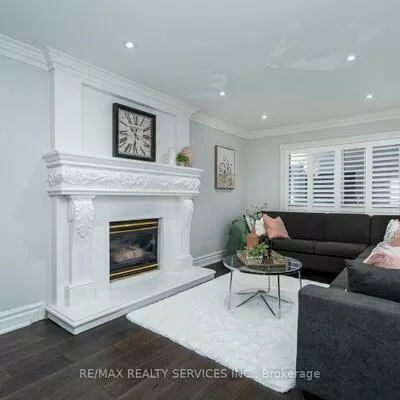10, Gold Finch, West Woodbridge, Vaughan