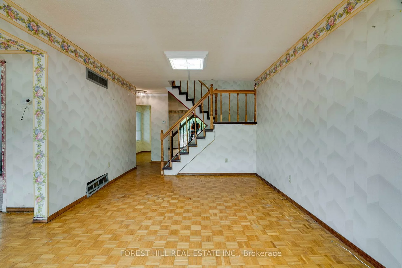 82, Hord, Lakeview Estates, Vaughan