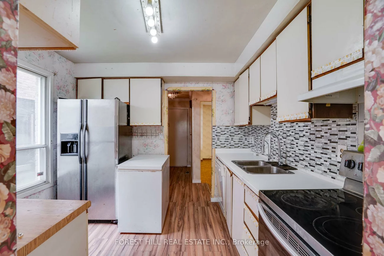 82, Hord, Lakeview Estates, Vaughan