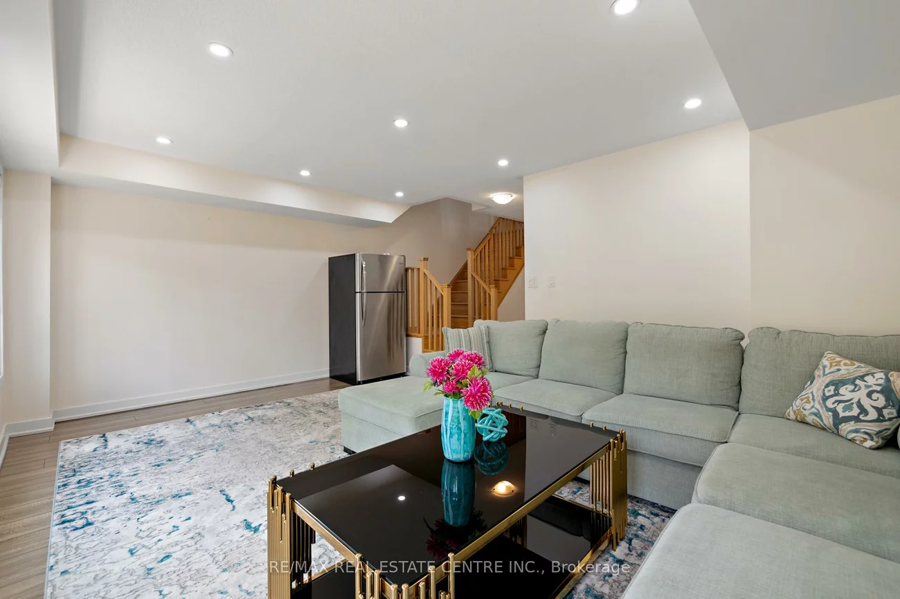 53, Benoit, Vellore Village, Vaughan