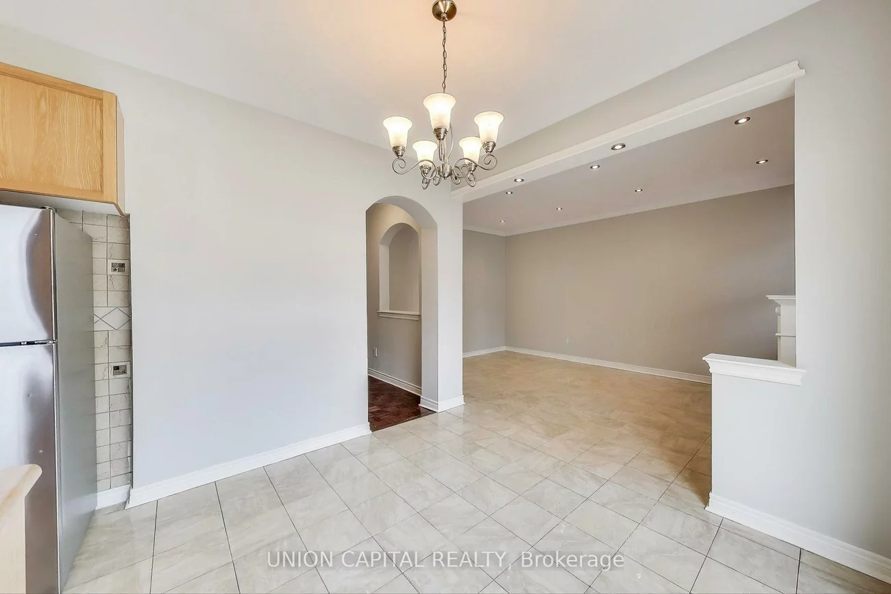 5, Robins Nest, Vellore Village, Vaughan