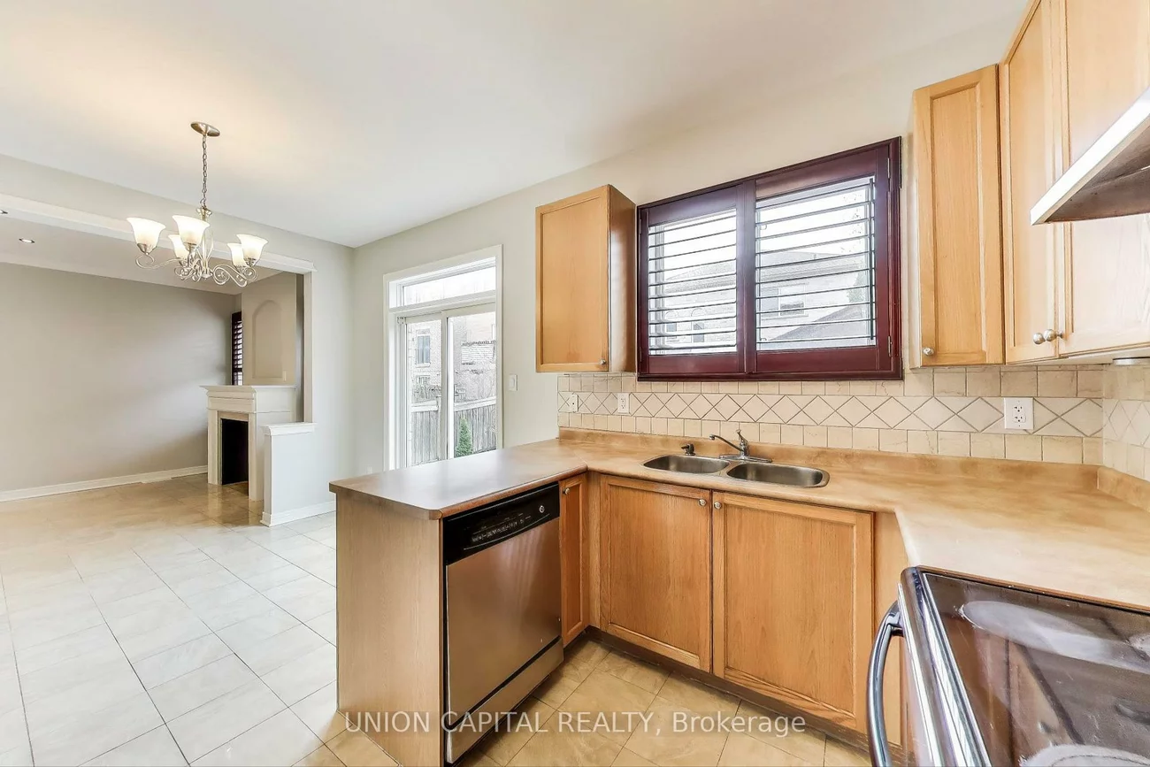 5, Robins Nest, Vellore Village, Vaughan