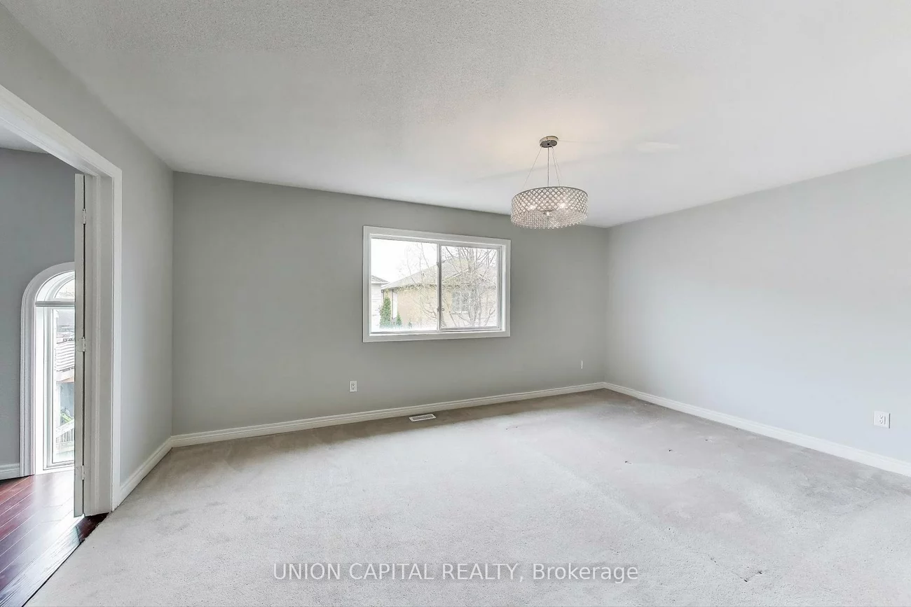 5, Robins Nest, Vellore Village, Vaughan