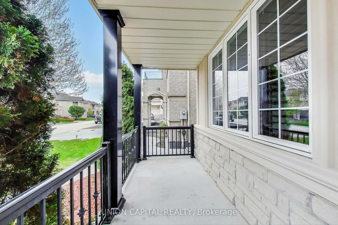 5, Robins Nest, Vellore Village, Vaughan