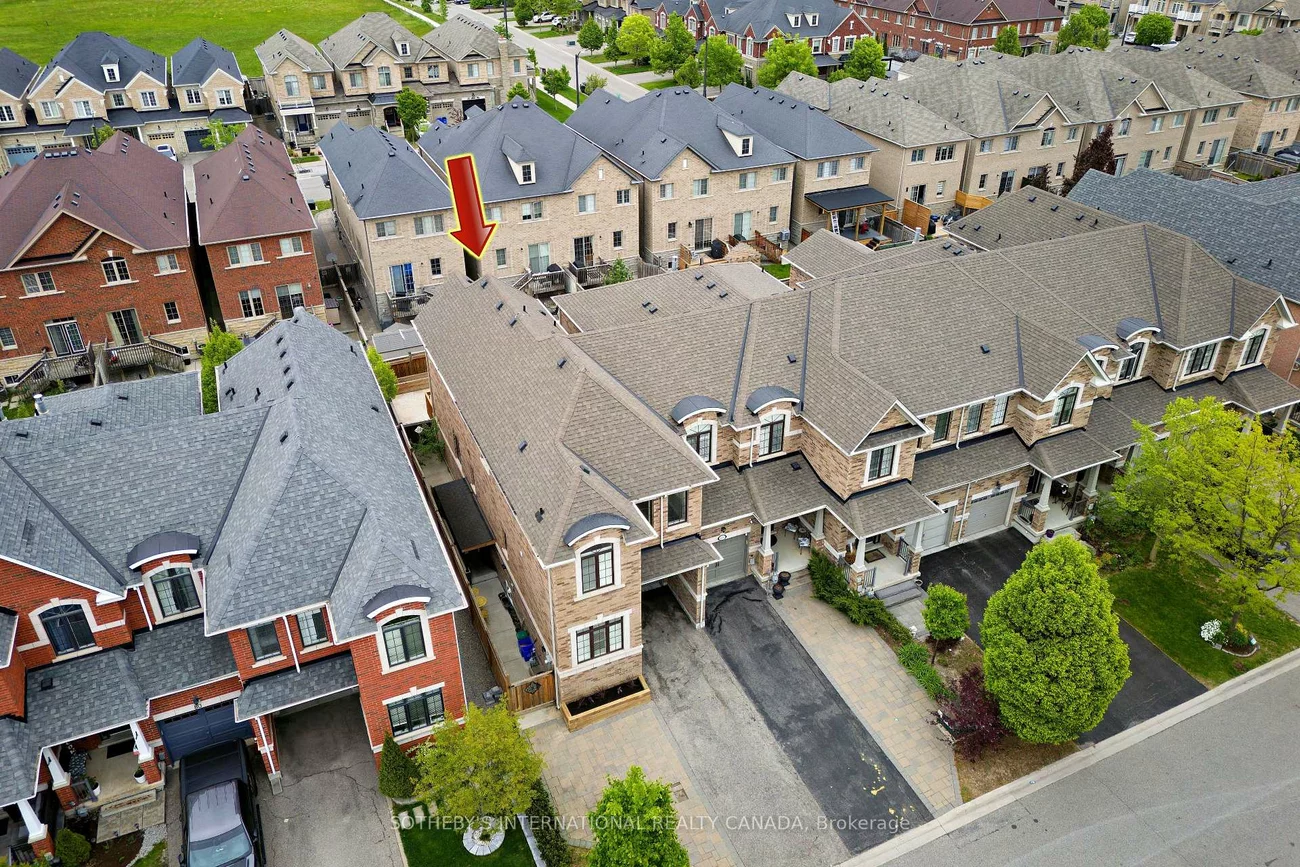 86, Alexie, Vellore Village, Vaughan