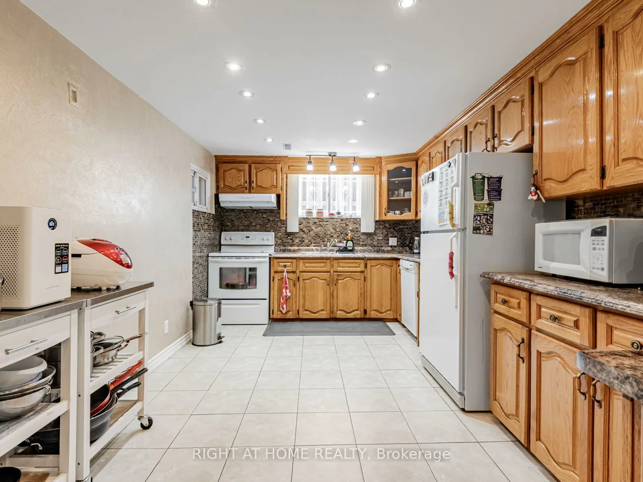 7, Point O'Woods, Glen Shields, Vaughan