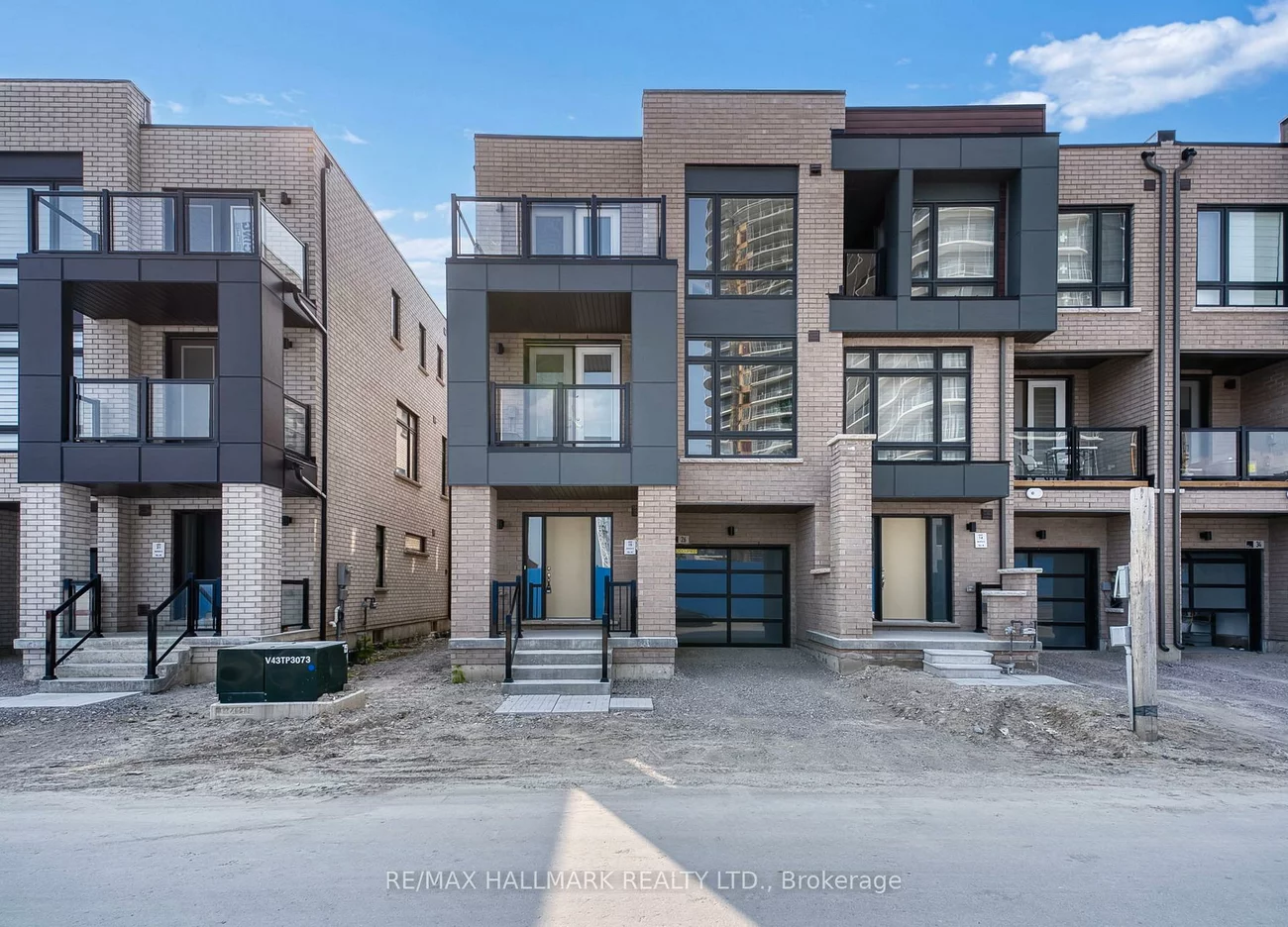 26, Dandara, Steeles West Industrial, Vaughan