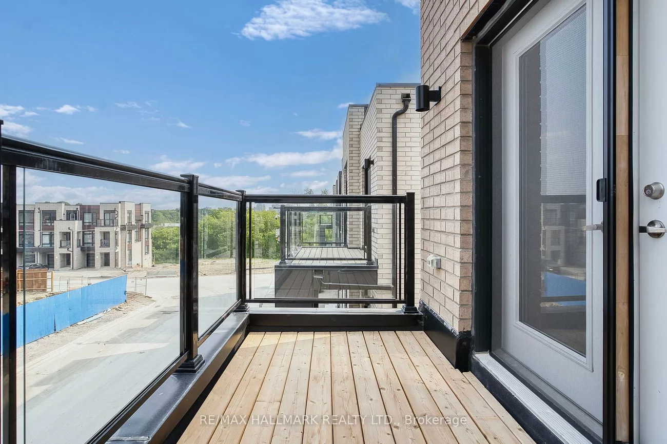 26, Dandara, Steeles West Industrial, Vaughan