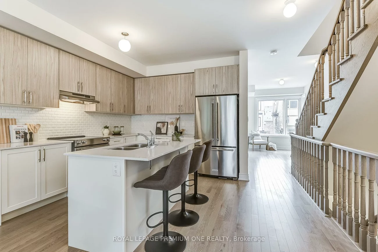 216, Tennant, Vellore Village, Vaughan