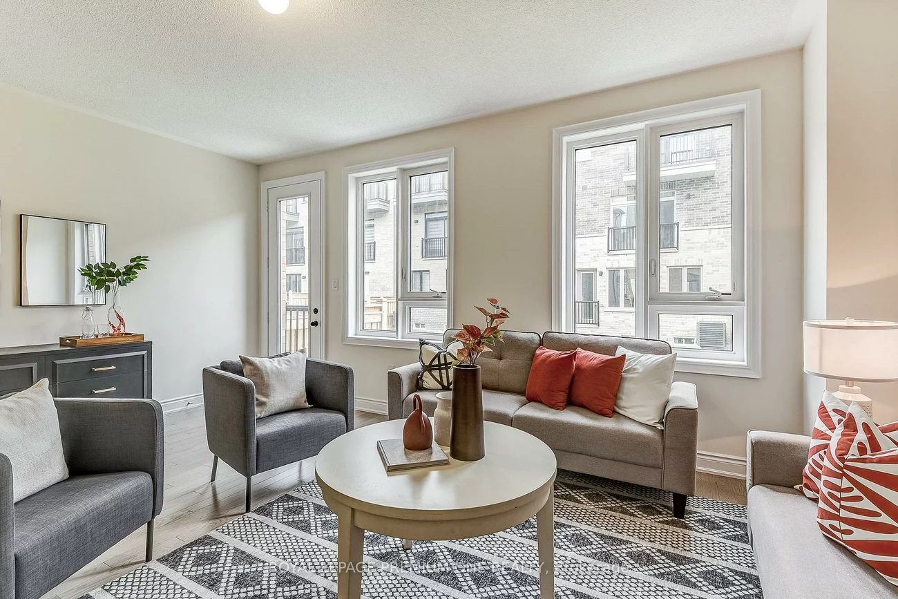 216, Tennant, Vellore Village, Vaughan