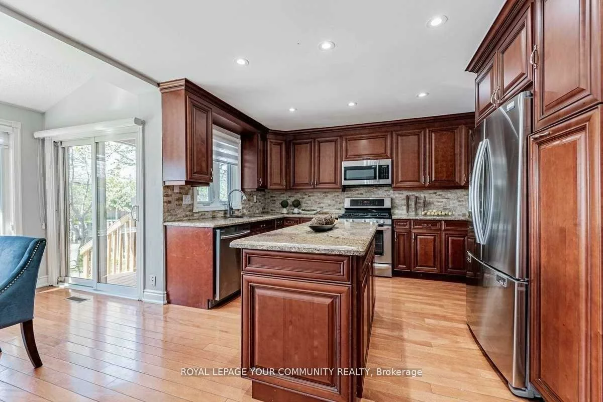 26, Millcroft, Brownridge, Vaughan
