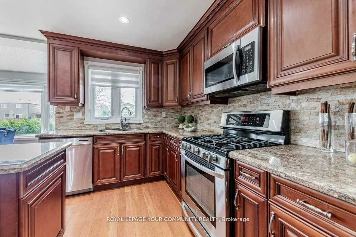 26, Millcroft, Brownridge, Vaughan