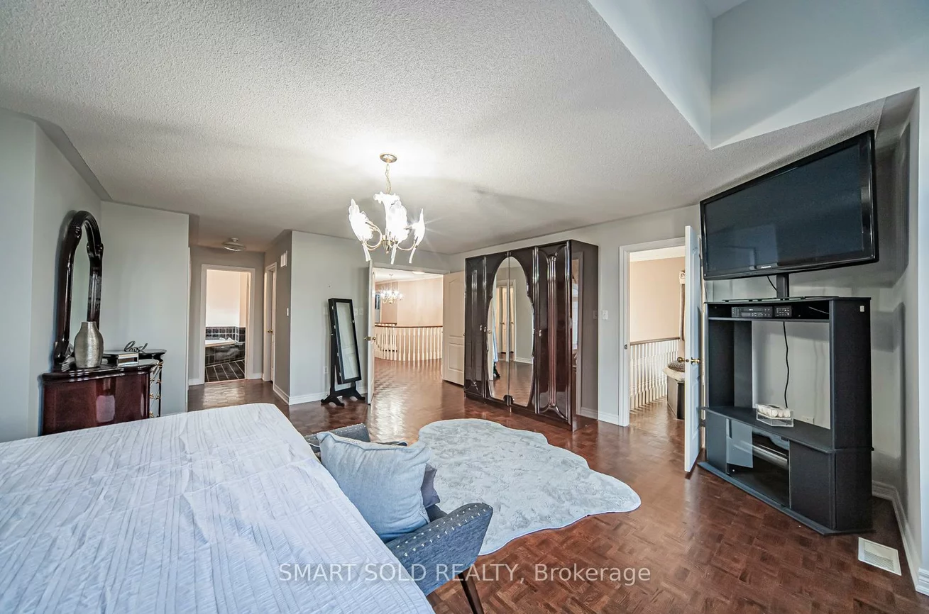58, Helmsdale, Maple, Vaughan