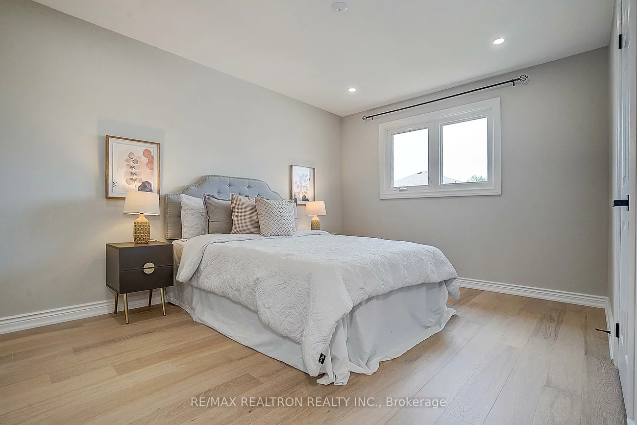 364, Castlehill, Maple, Vaughan