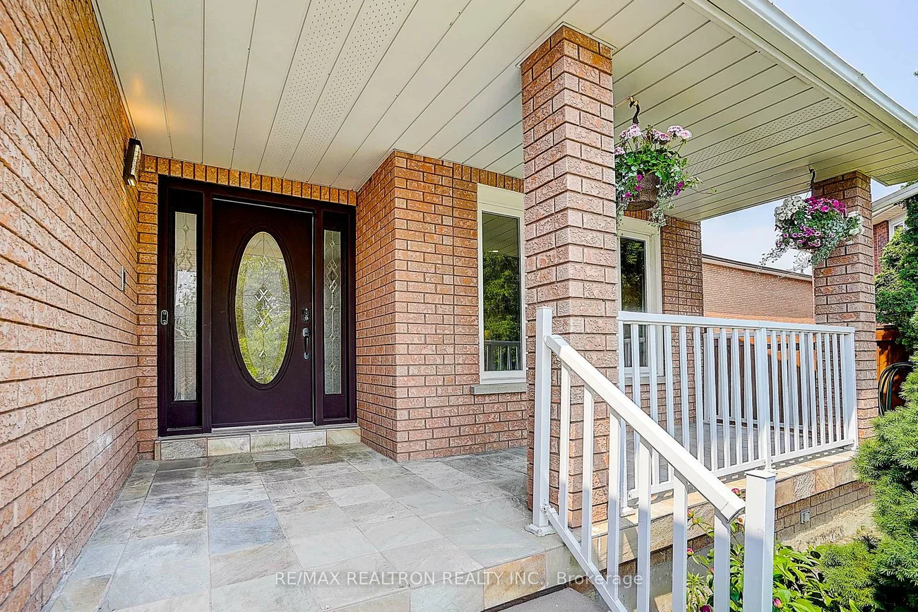 364, Castlehill, Maple, Vaughan