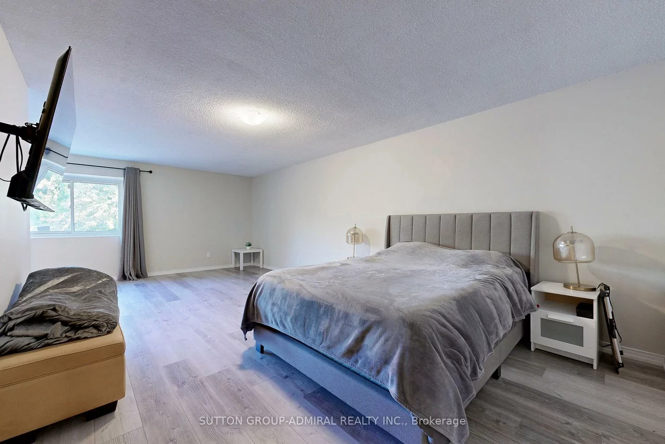 127, North Meadow, Crestwood-Springfarm-Yorkhill, Vaughan