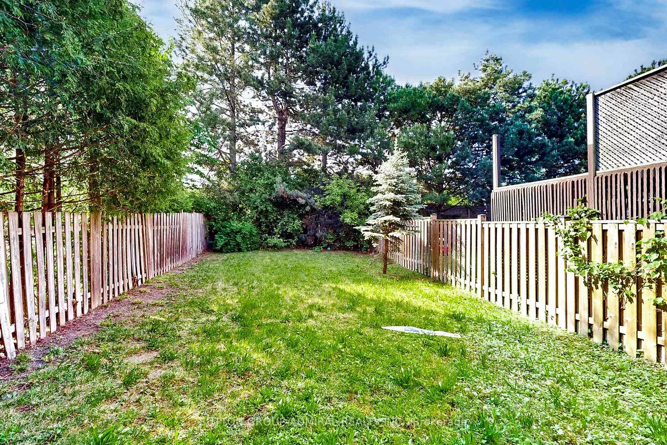 127, North Meadow, Crestwood-Springfarm-Yorkhill, Vaughan