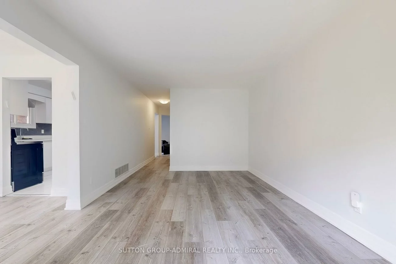 127, North Meadow, Crestwood-Springfarm-Yorkhill, Vaughan