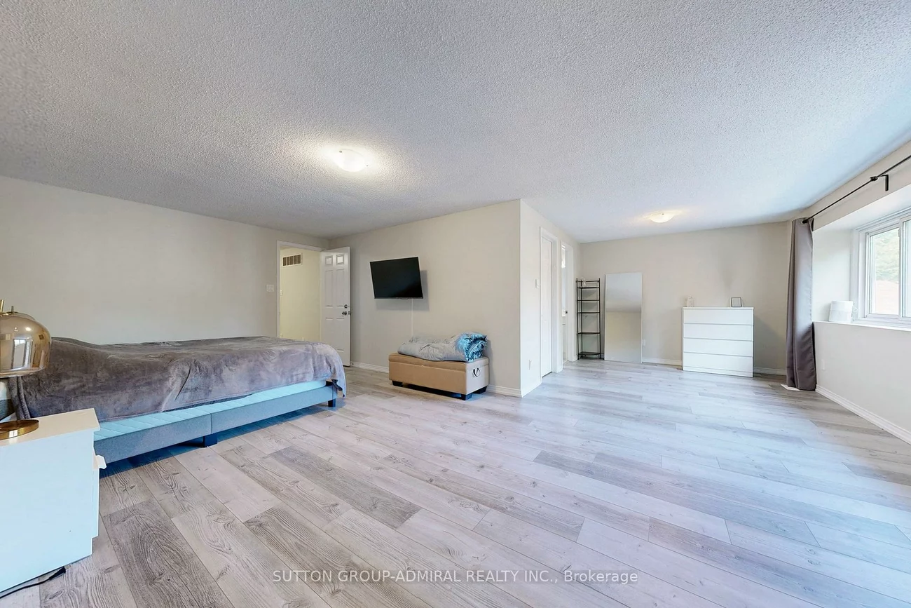 127, North Meadow, Crestwood-Springfarm-Yorkhill, Vaughan