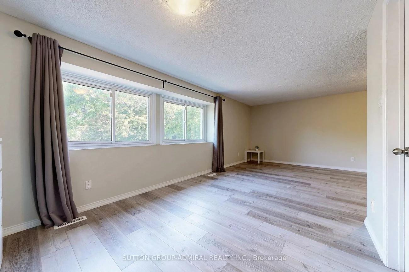 127, North Meadow, Crestwood-Springfarm-Yorkhill, Vaughan