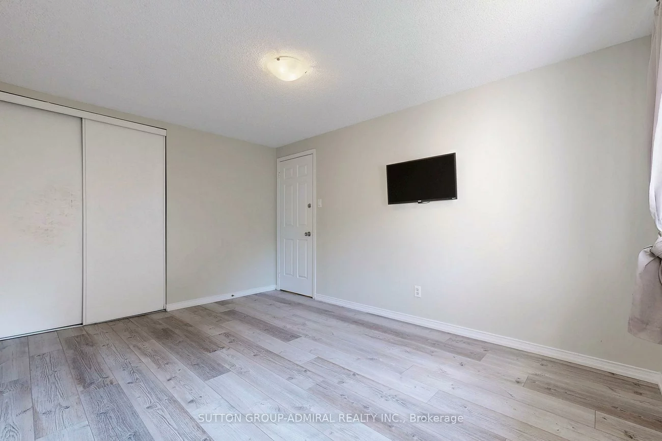 127, North Meadow, Crestwood-Springfarm-Yorkhill, Vaughan