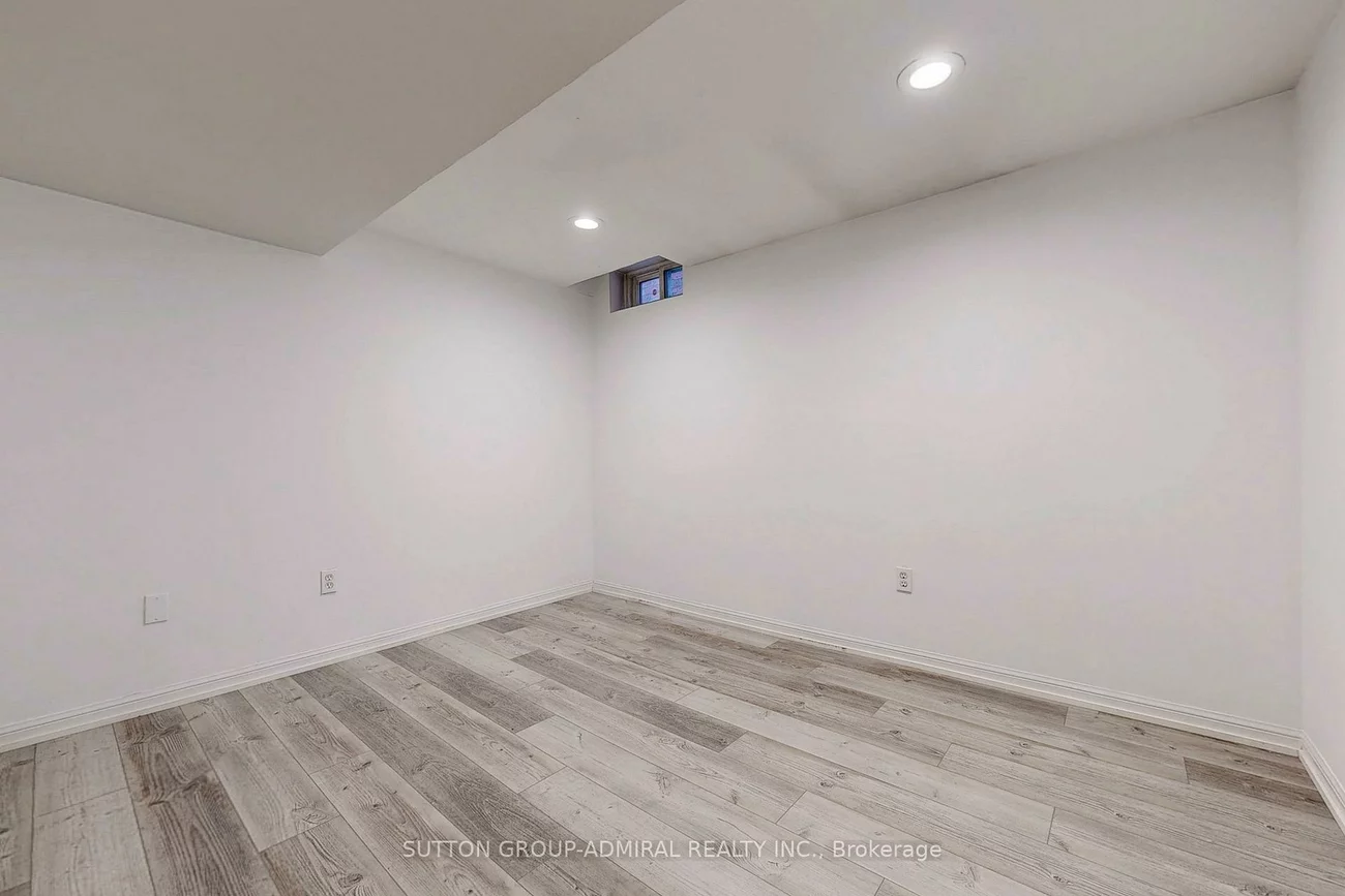 127, North Meadow, Crestwood-Springfarm-Yorkhill, Vaughan