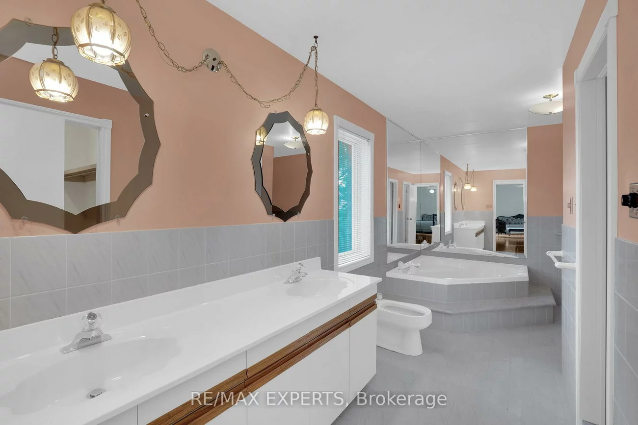 80, Colucci, East Woodbridge, Vaughan