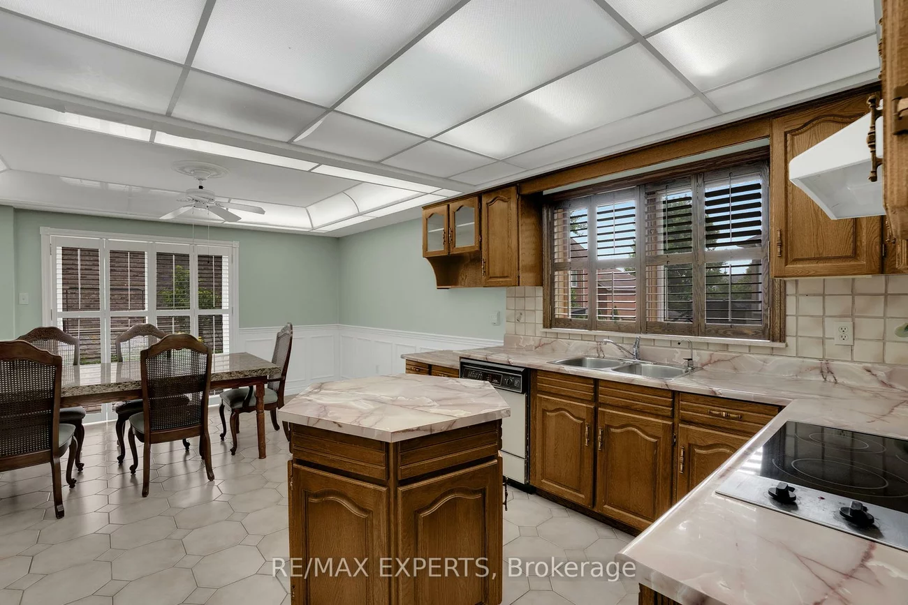 80, Colucci, East Woodbridge, Vaughan