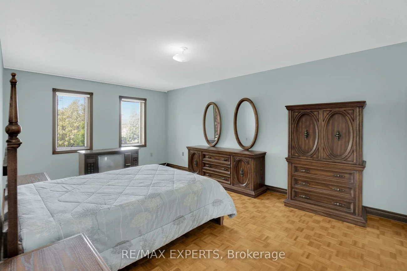 80, Colucci, East Woodbridge, Vaughan