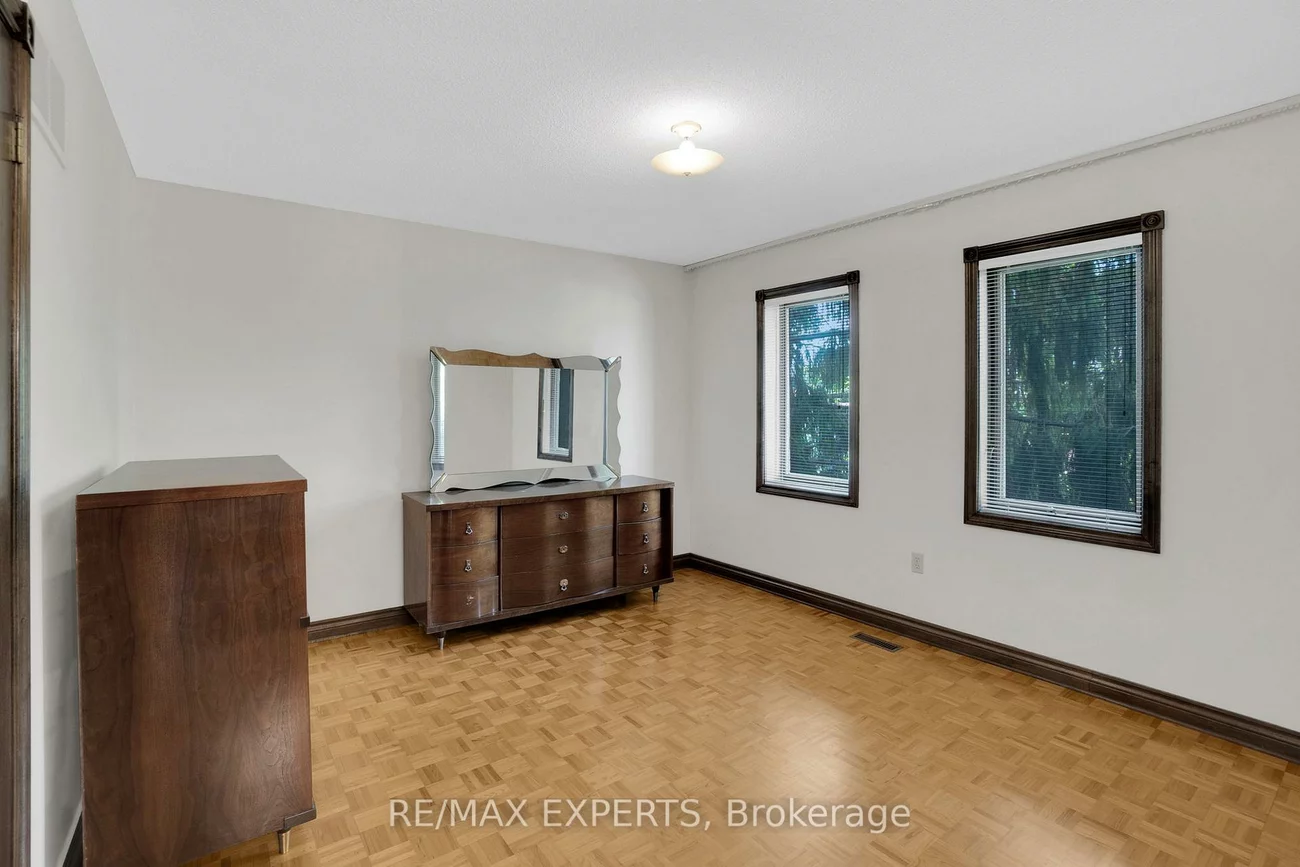 80, Colucci, East Woodbridge, Vaughan