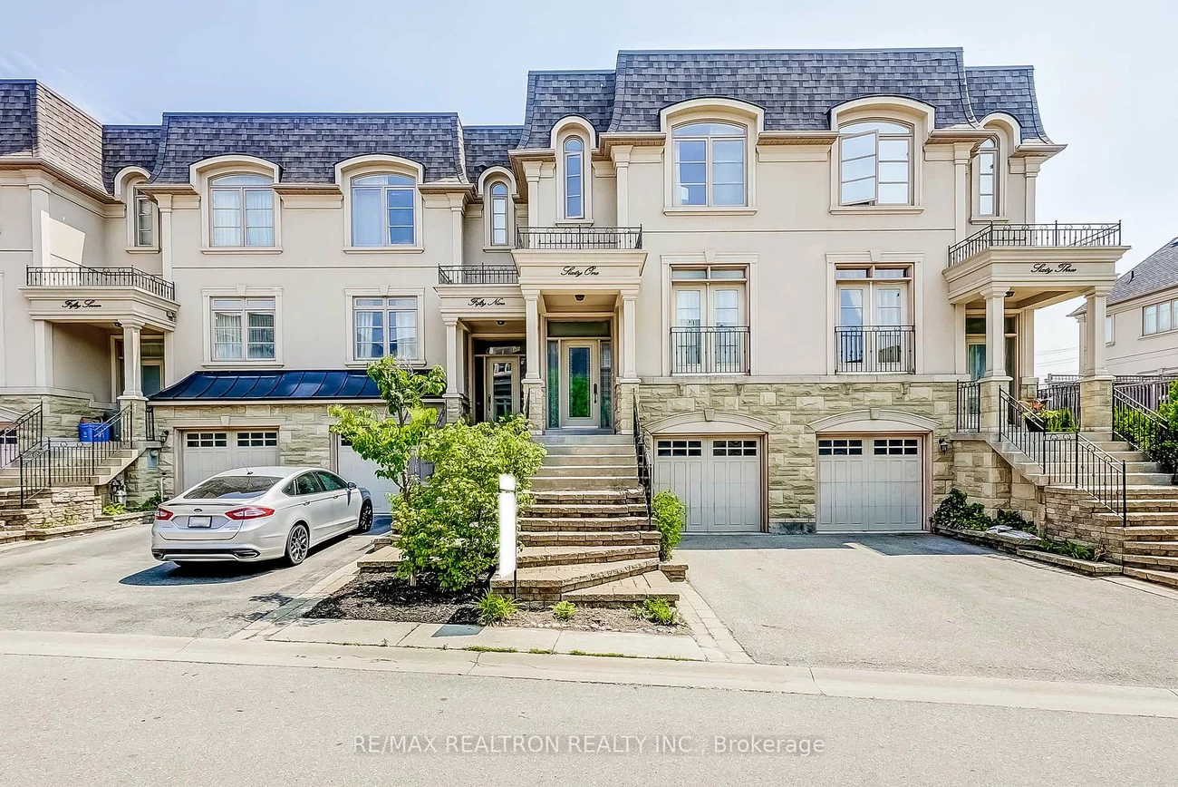 61, Golden Spruce, Maple, Vaughan