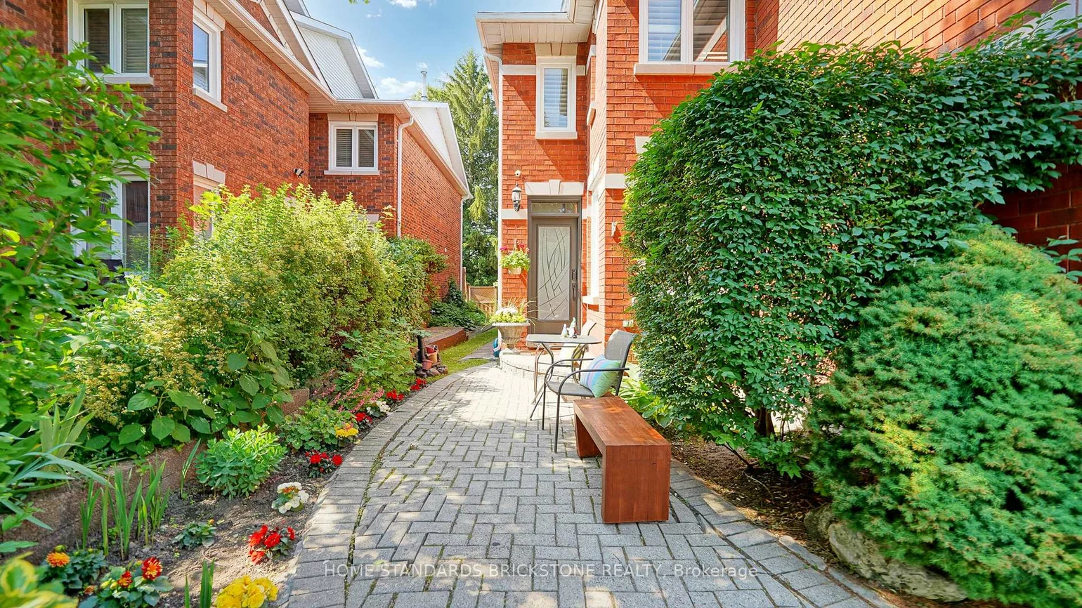 20, Brownstone, Crestwood-Springfarm-Yorkhill, Vaughan