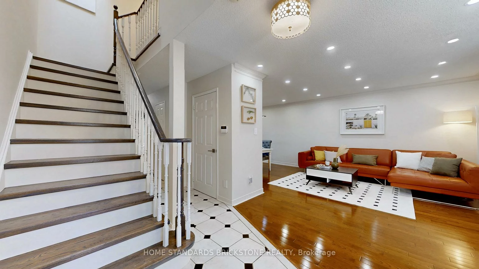 20, Brownstone, Crestwood-Springfarm-Yorkhill, Vaughan
