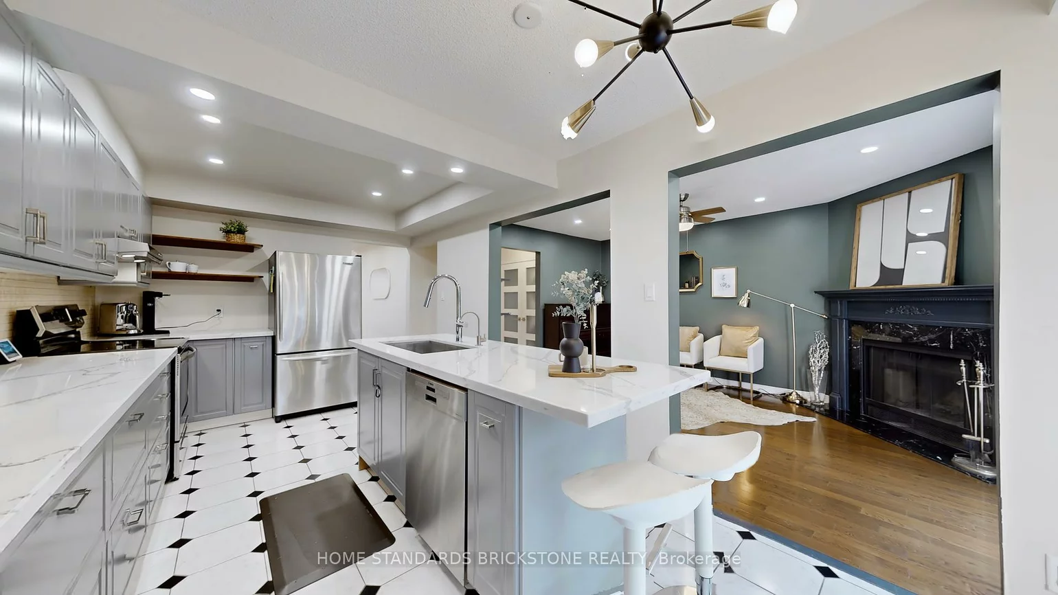 20, Brownstone, Crestwood-Springfarm-Yorkhill, Vaughan