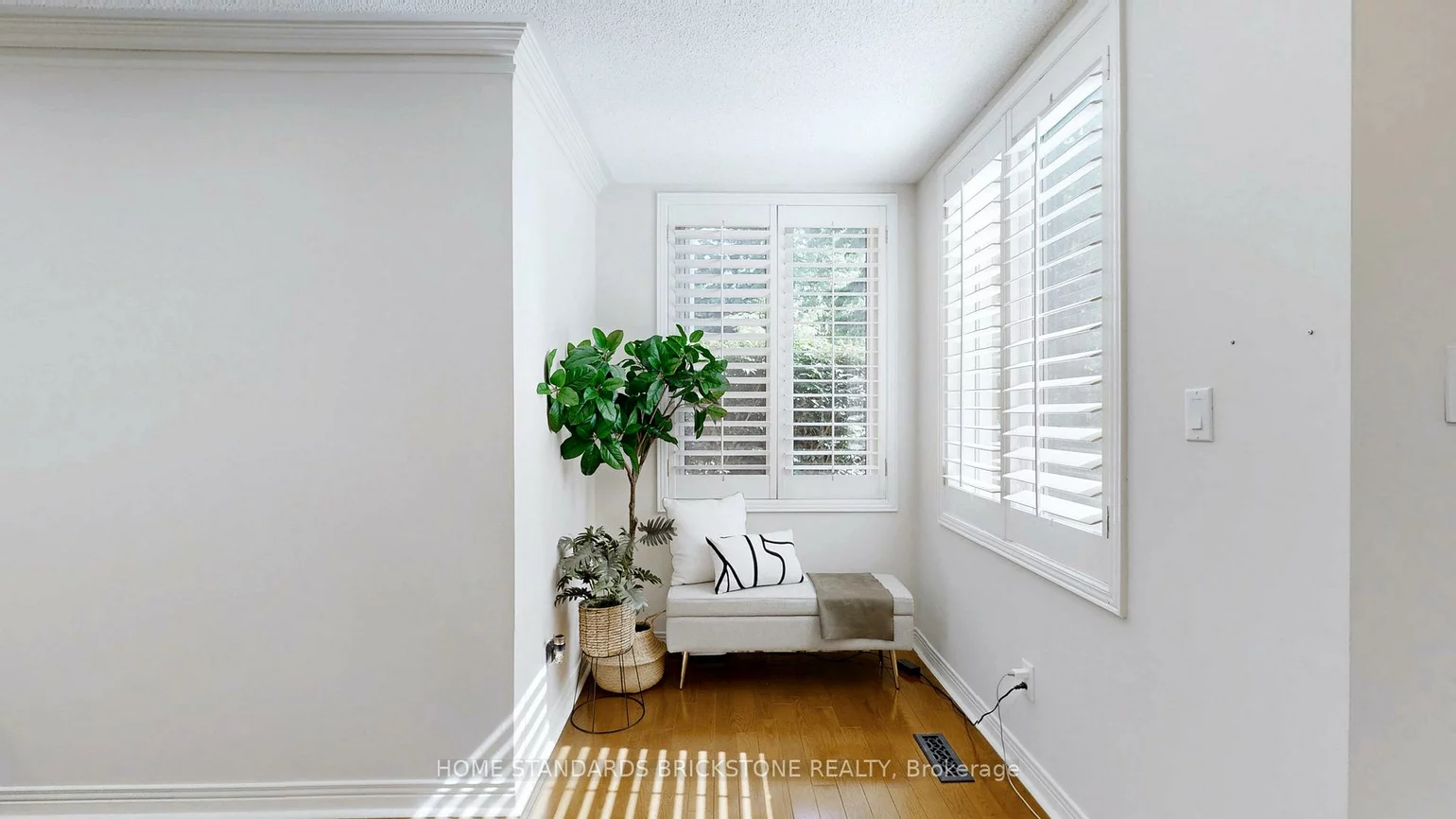 20, Brownstone, Crestwood-Springfarm-Yorkhill, Vaughan