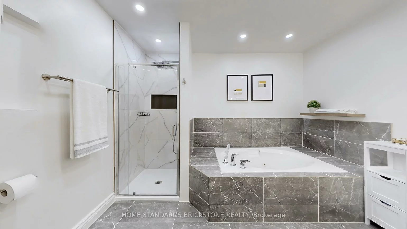 20, Brownstone, Crestwood-Springfarm-Yorkhill, Vaughan