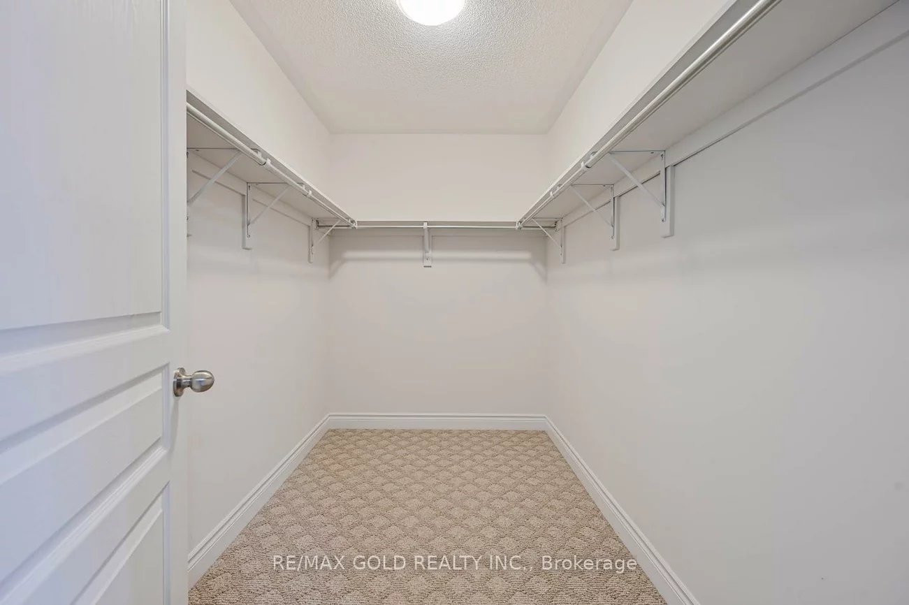 238, Kincardine, Kleinburg, Vaughan
