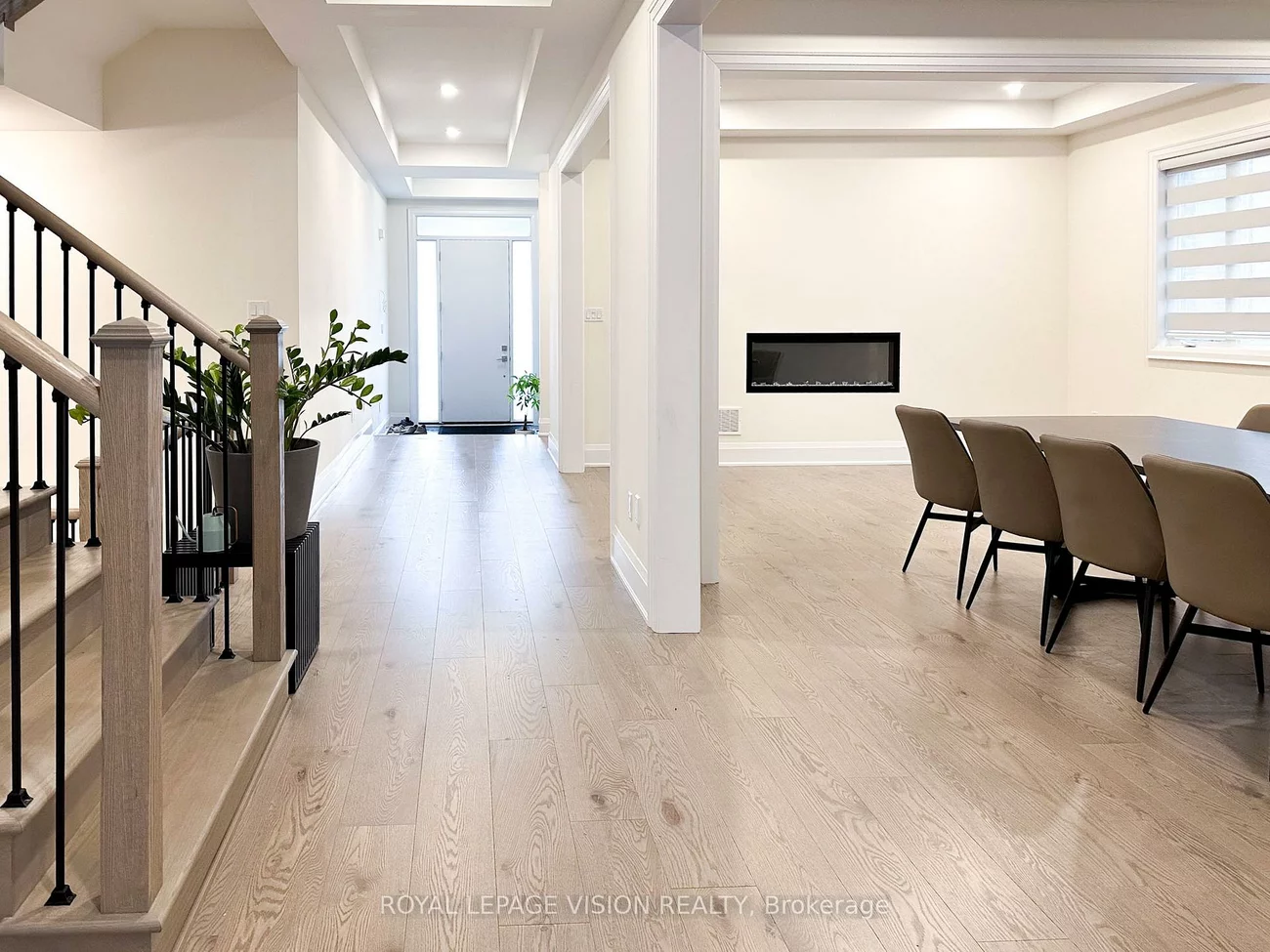 139, Ballantyne, Vellore Village, Vaughan