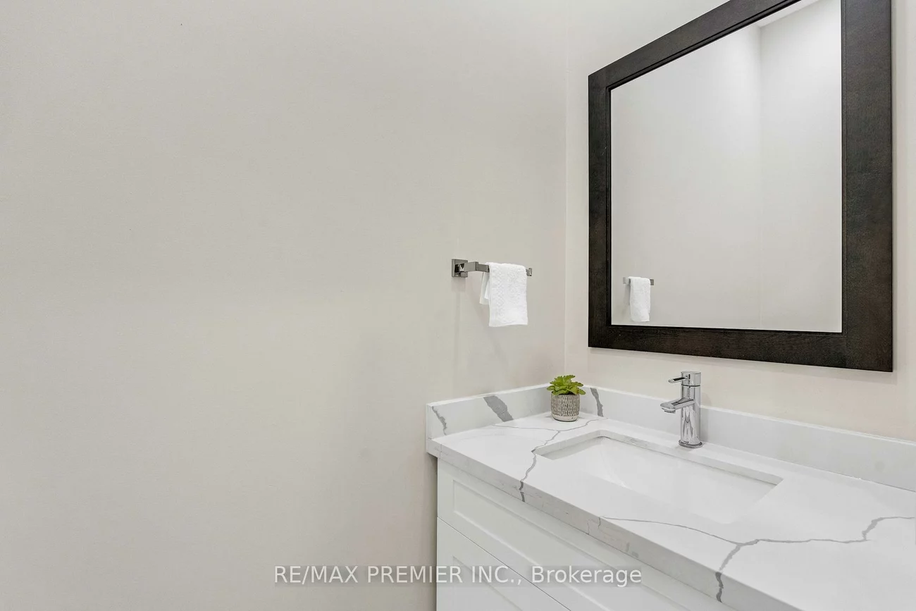 24, Francesca, East Woodbridge, Vaughan