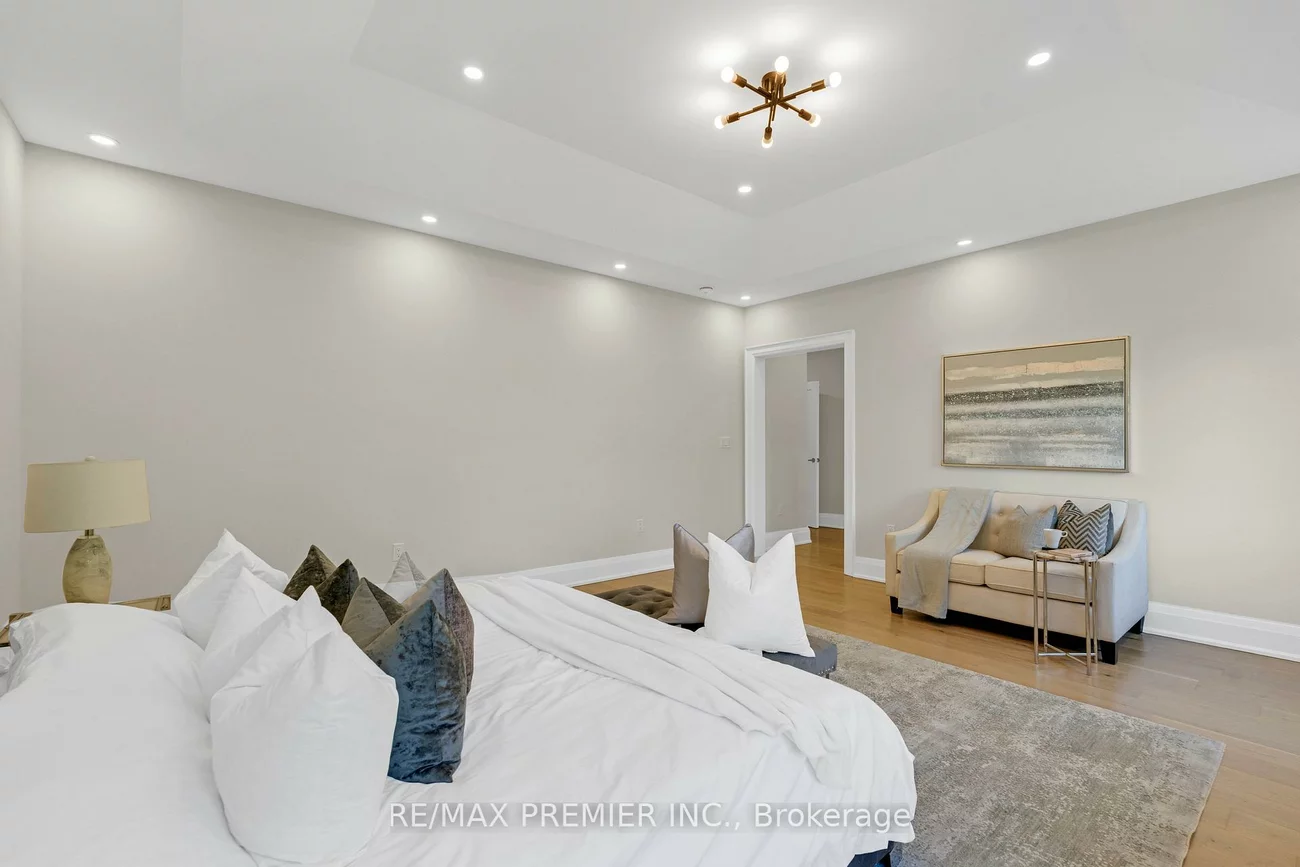 24, Francesca, East Woodbridge, Vaughan